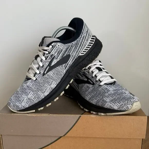 Brooks Adrenaline 19 Black/White Women Running Sneakers - SZ 9 - Picture 11 of 13